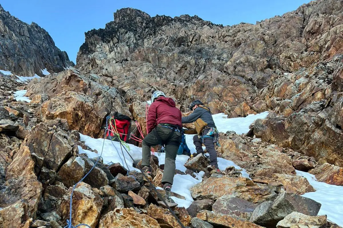 Complejo operativo de rescate en la zona del Cerro Bonete