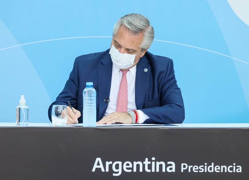 Fernández
