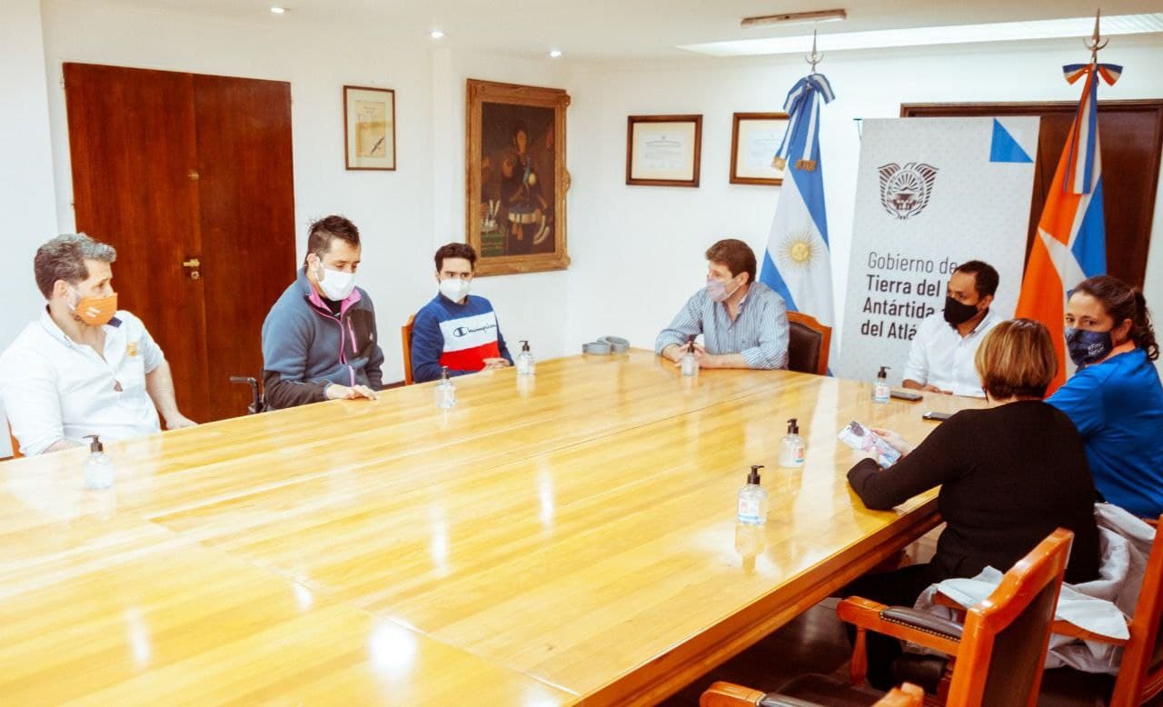 melella reconocio a los paradeportistas nicolas lima y alexis padovani