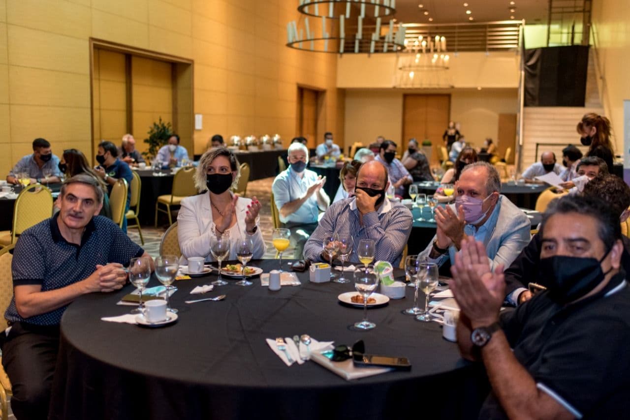ushuaia presento la temporada invernal 2021 y el producto nieve en tucuman