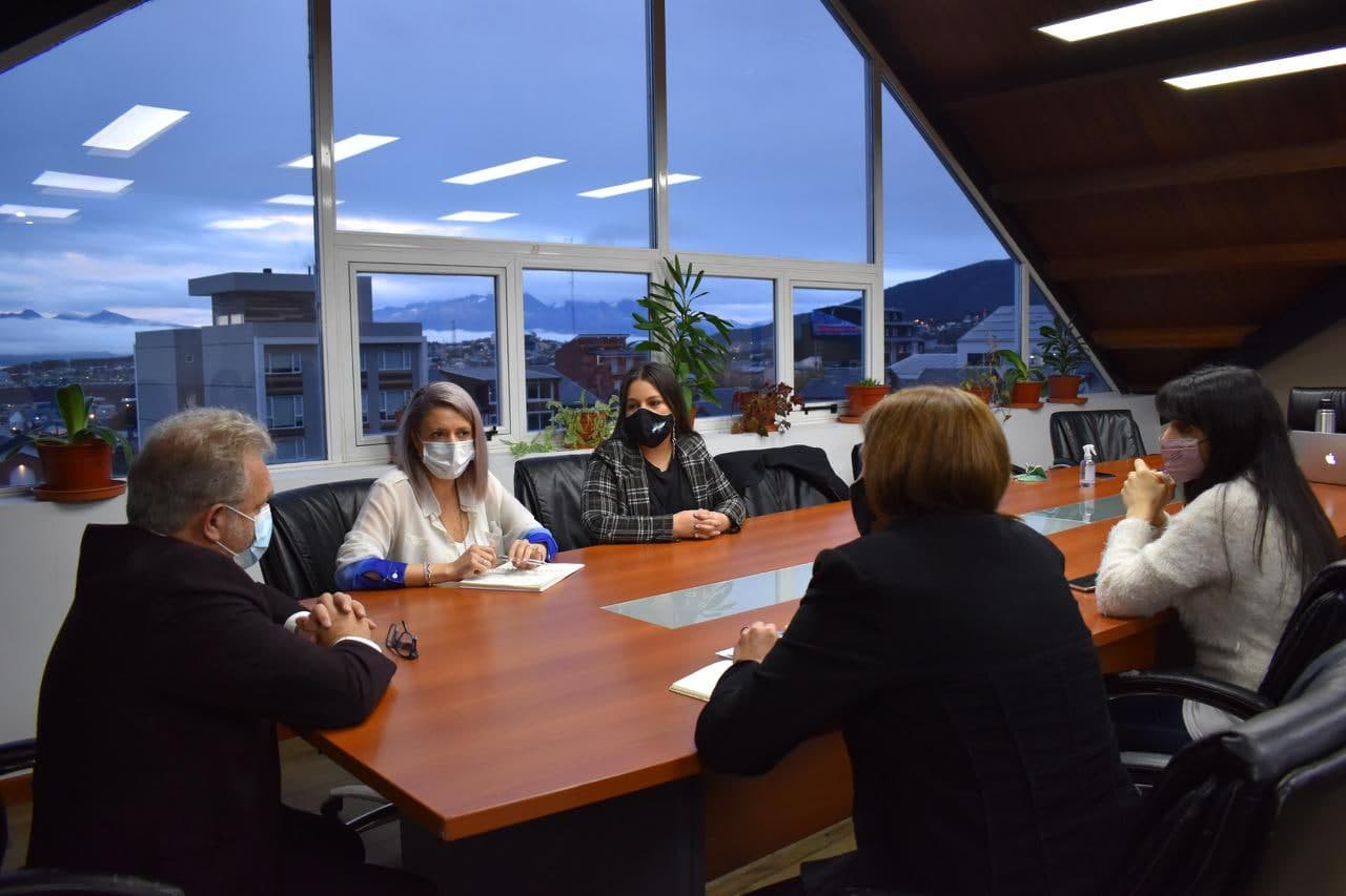 el municipio de ushuaia continua con la implementacion de la ley micaela
