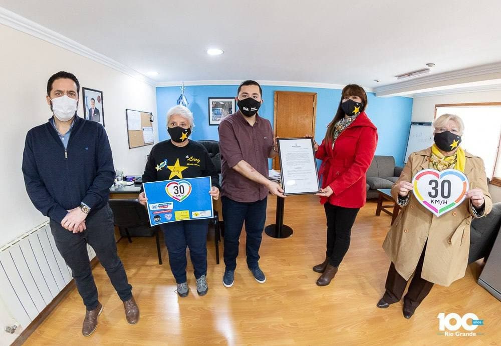 el municipio entrego declaracion de interes a estrellas amarillas