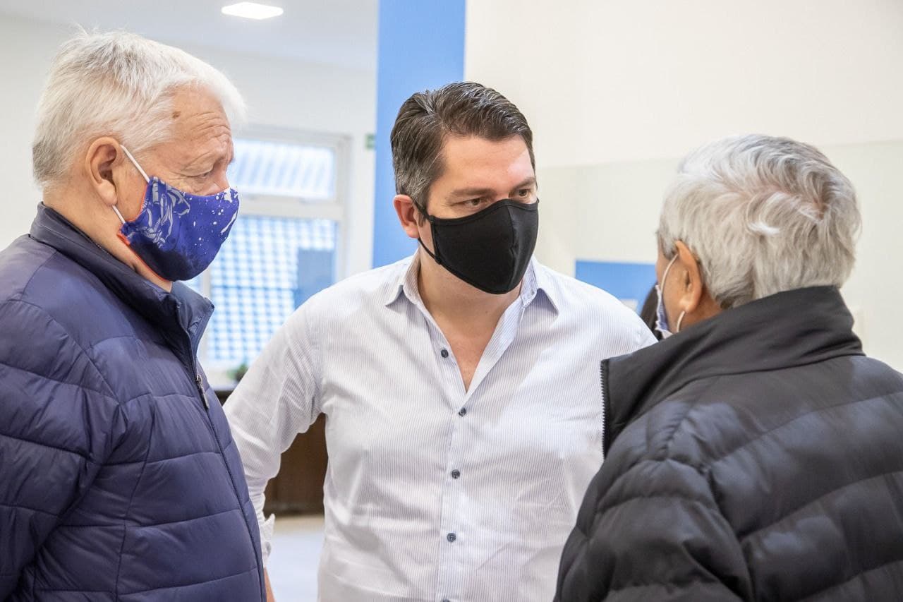 perez y adultos mayores