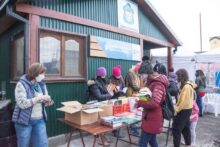 mas de 120 familias participaron de la 25 liberacion masiva de libros en ushuaia