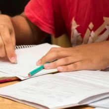 mas de 700 estudiantes fueron asistidos a traves del programa sigo aprendiendo durante el primer cuatrimestre del ano
