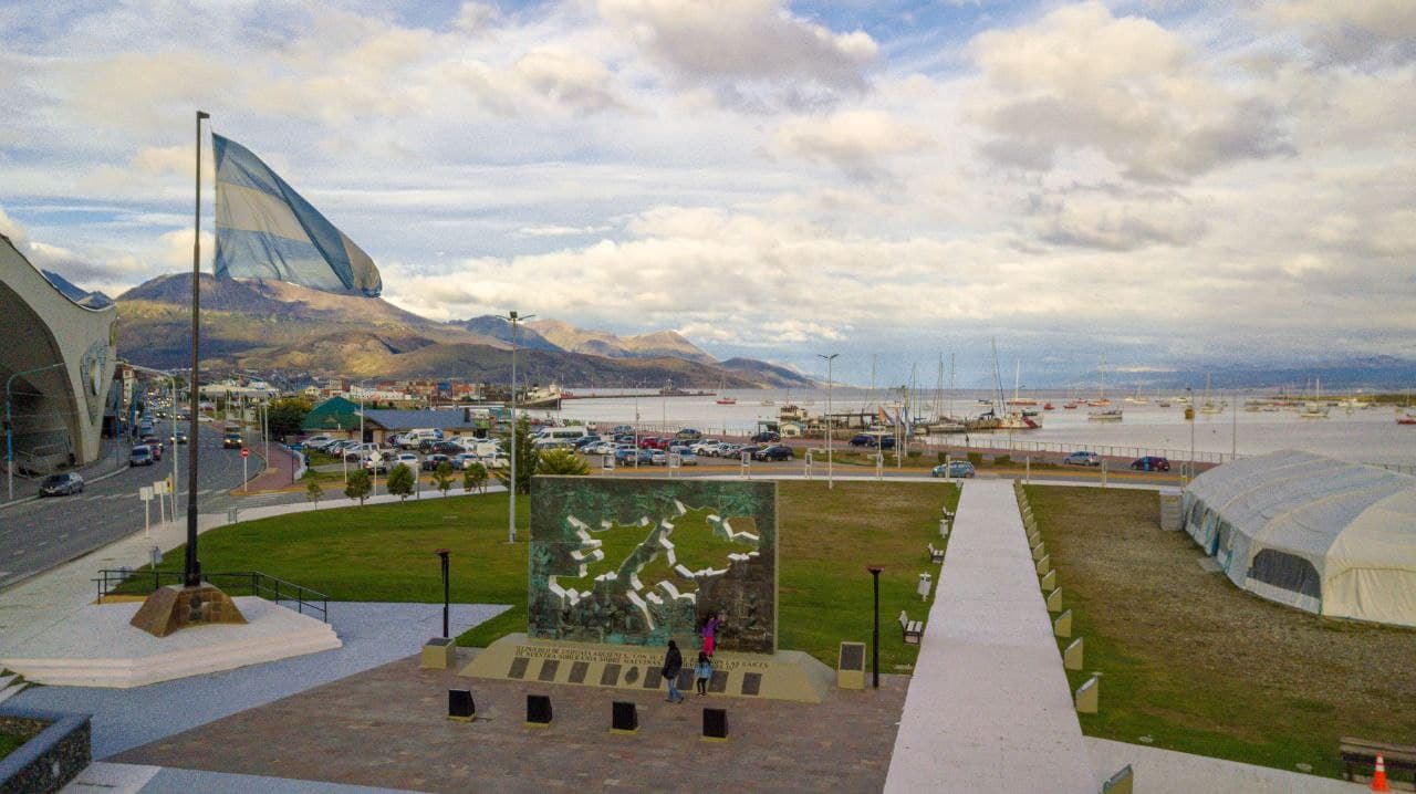 plaza malvinas
