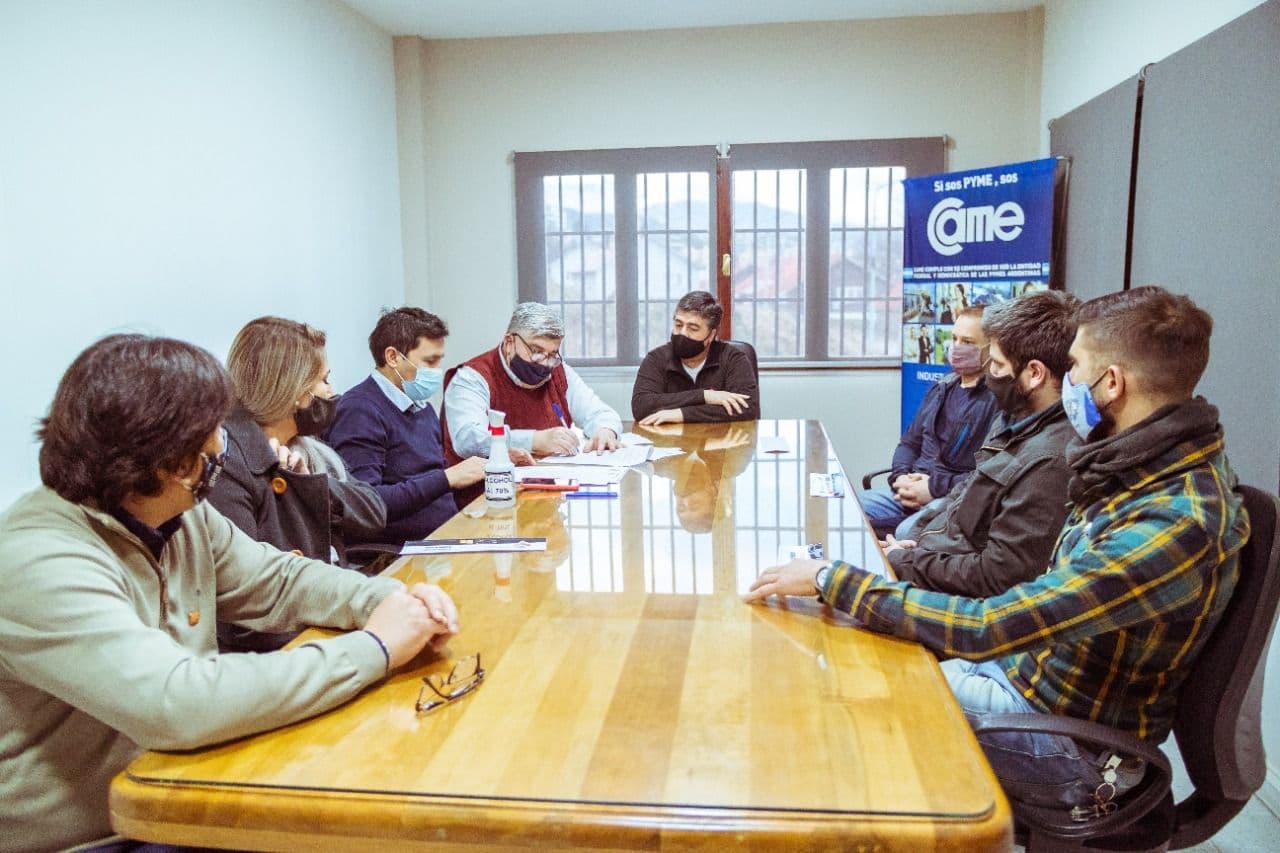la secretaria de comercio acordo precios promocionales con locales de ushuaia por el dia de las infancias