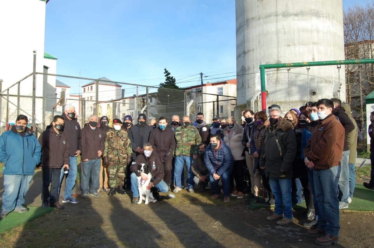 continua la labor malvinizadora en los barrios de rio grande
