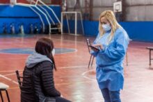 la municipalidad mantiene las jornadas abiertas de hisopados en la base naval