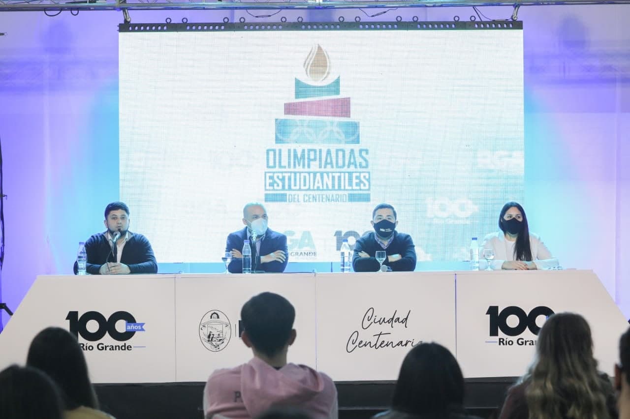 se lanzaron las olimpiadas estudiantiles del centenario