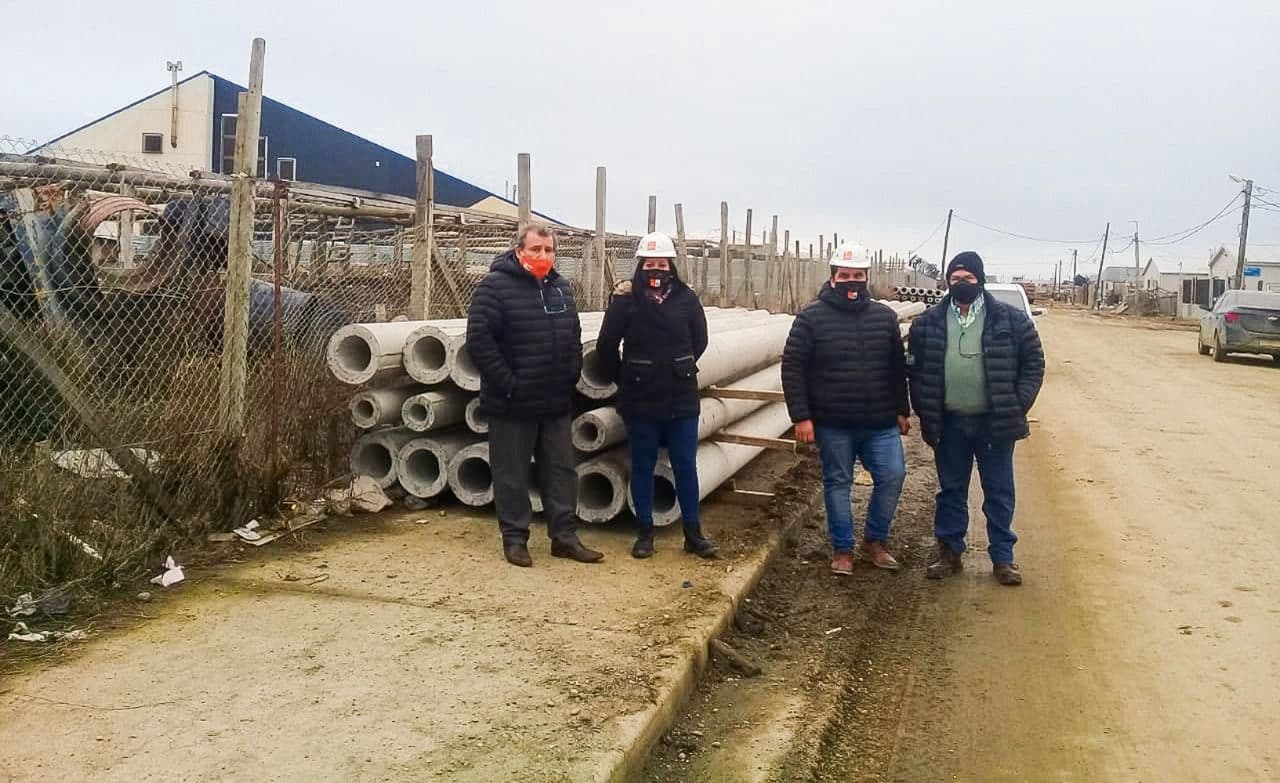 la dpe y la cooperativa electrica inician un plan de obras conjunto en la margen sur de rio grande