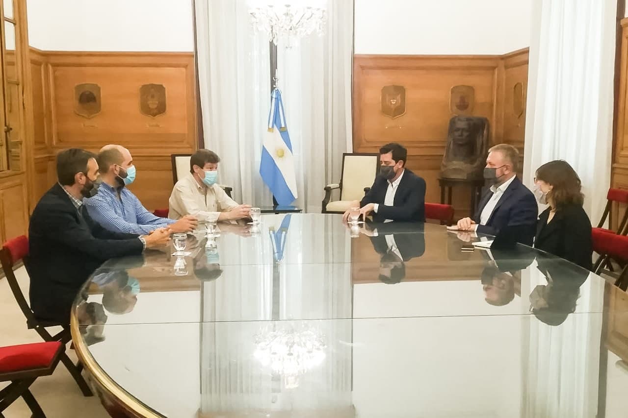 el gobernador gustavo melella se reunio con el ministro del interior wado de pedro