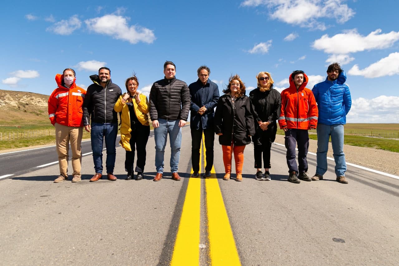 la ministra castillo y el ministro katopodis inauguraron oficialmente la pavimentacion de la ruta nacional en san sebastian
