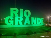 se ilumino rio grande por los dias de la esclerosis multiple y de la donacion de organos