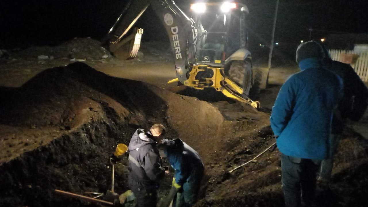 el municipio trabajo en la reparacion de una red de agua del b esperanza