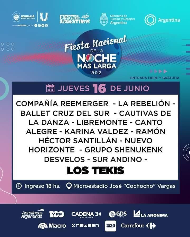 jueves de folclore en la fiesta nacional de la noche mas larga con los tekis y artistas locales