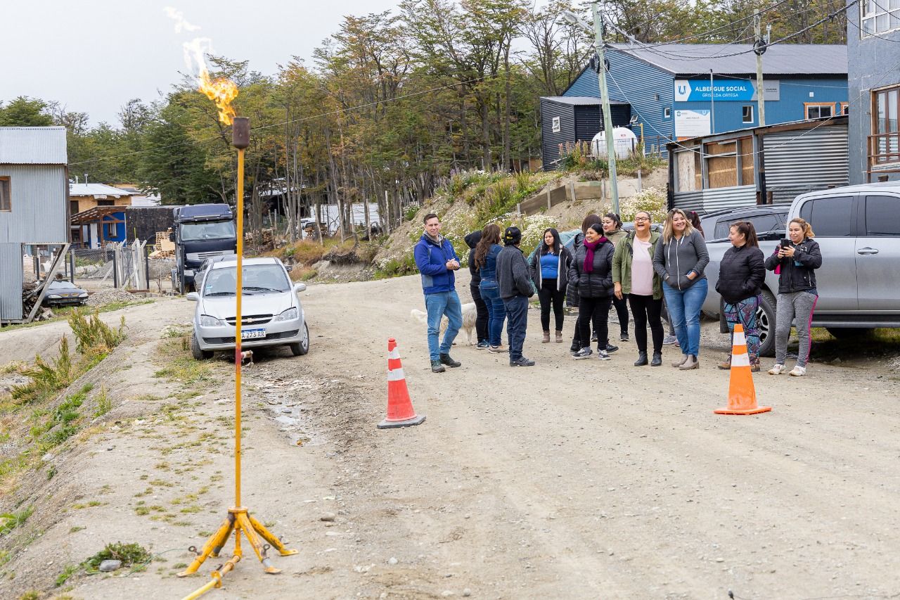 «El gas es esencial y por eso estamos avanzando en obras de distintos barrios»
