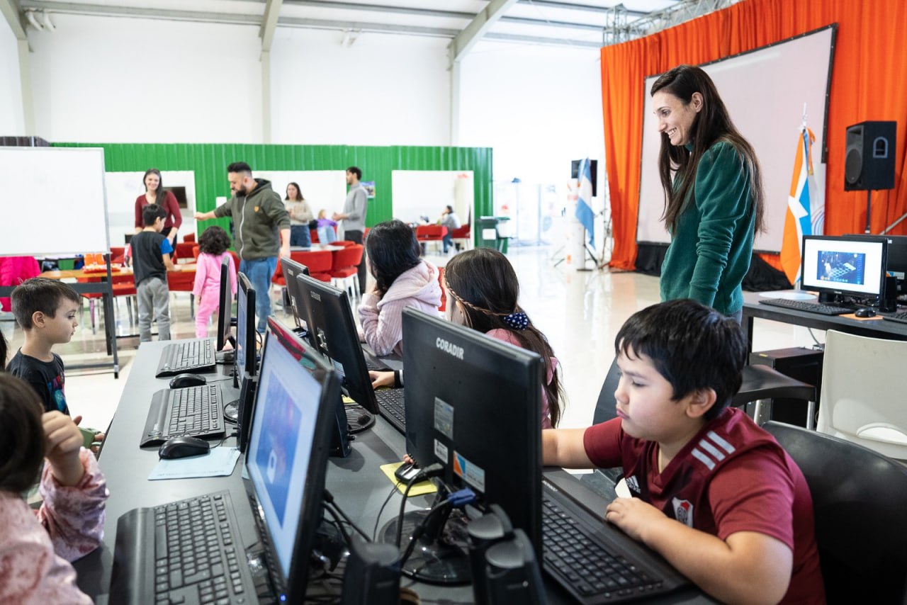 Los Polos Creativos lanzan sus propuestas de verano 2026