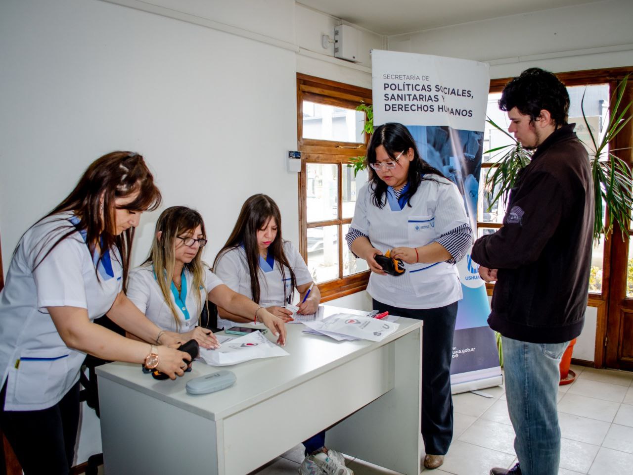 Sigue la entrega de anteojos recetados del Municipio