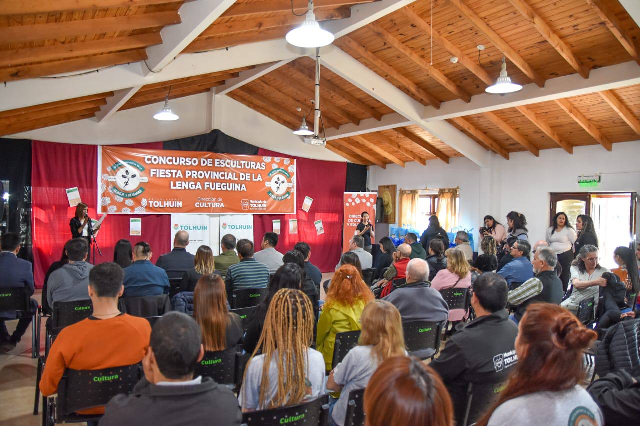 Inauguraron la 20° Fiesta Provincial de la Lenga