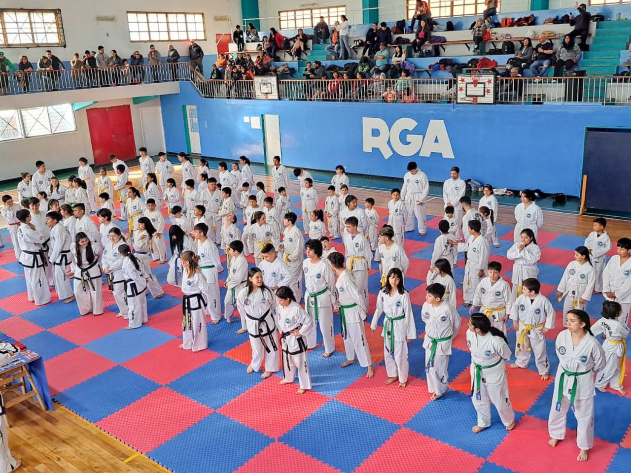 Se realizó la última jornada de exámenes de la escuela municipal de Taekwondo ITF