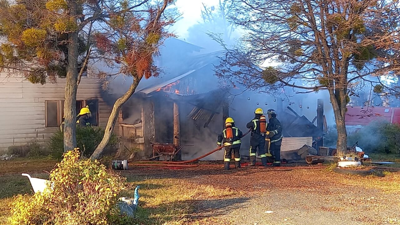 Durante el fin de semana se registraron 5 incendios en la Provincia