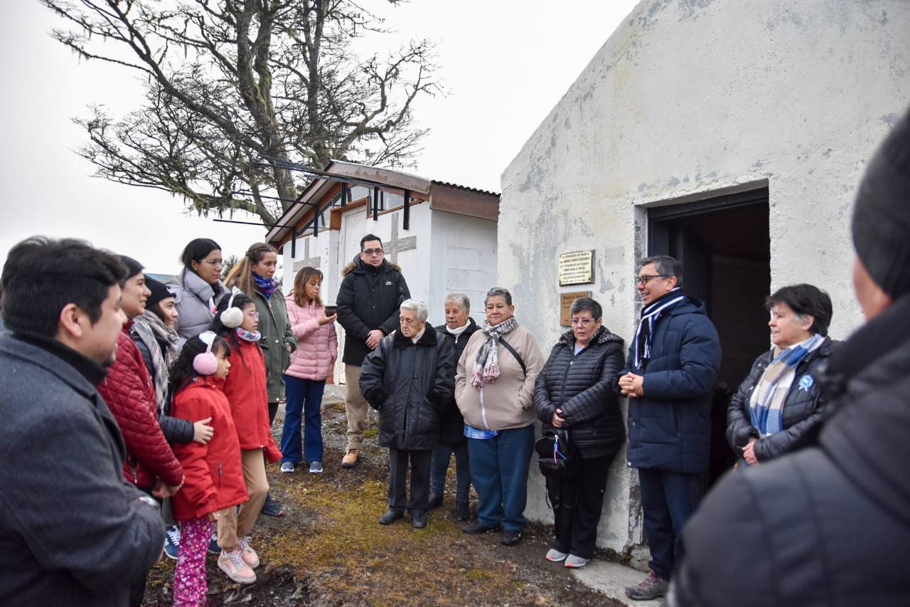 Homenajearon al ex intendente Raúl Pérez en el 24° Aniversario de su fallecimiento