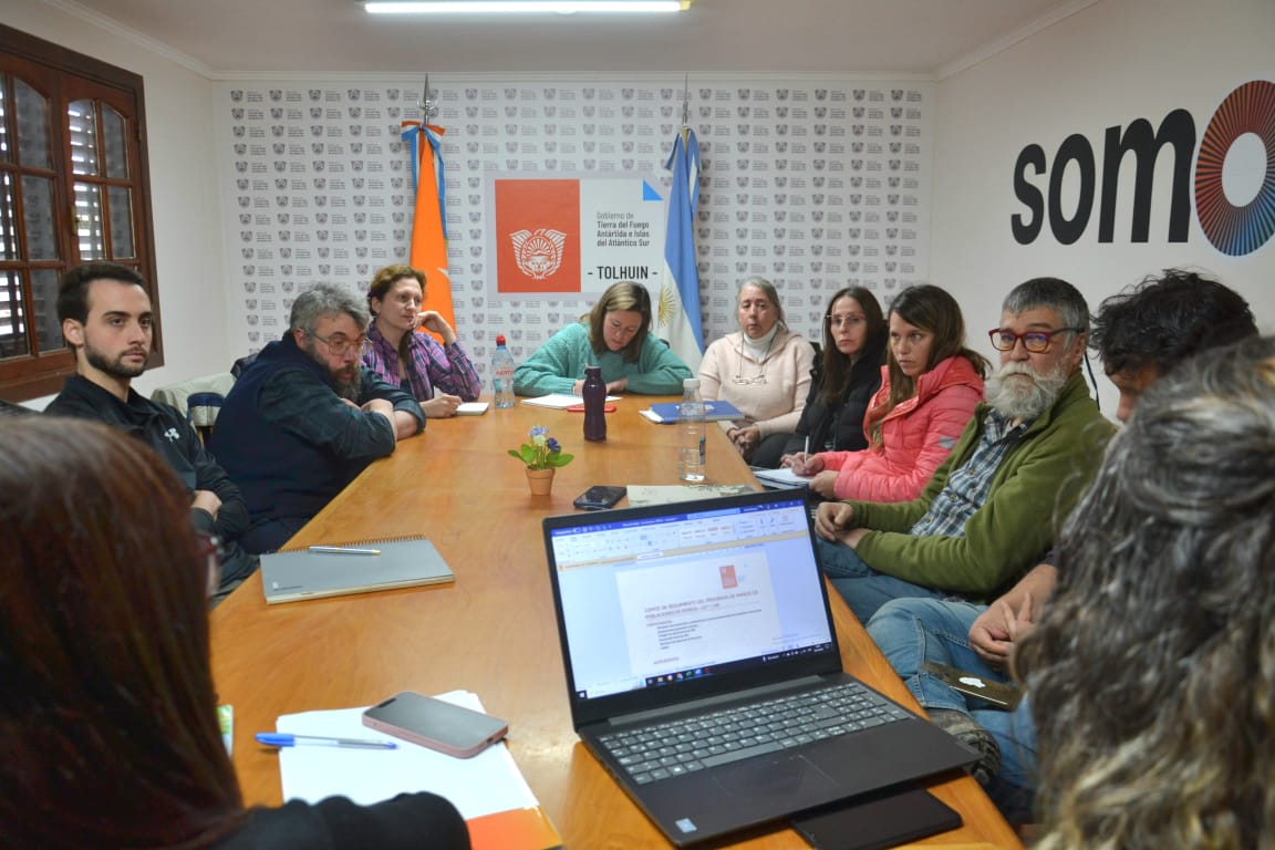 Avanzan en un programa para el control de la población de perros en la provincia