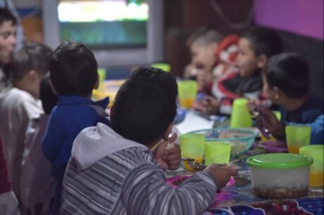 20190419170213 comedores