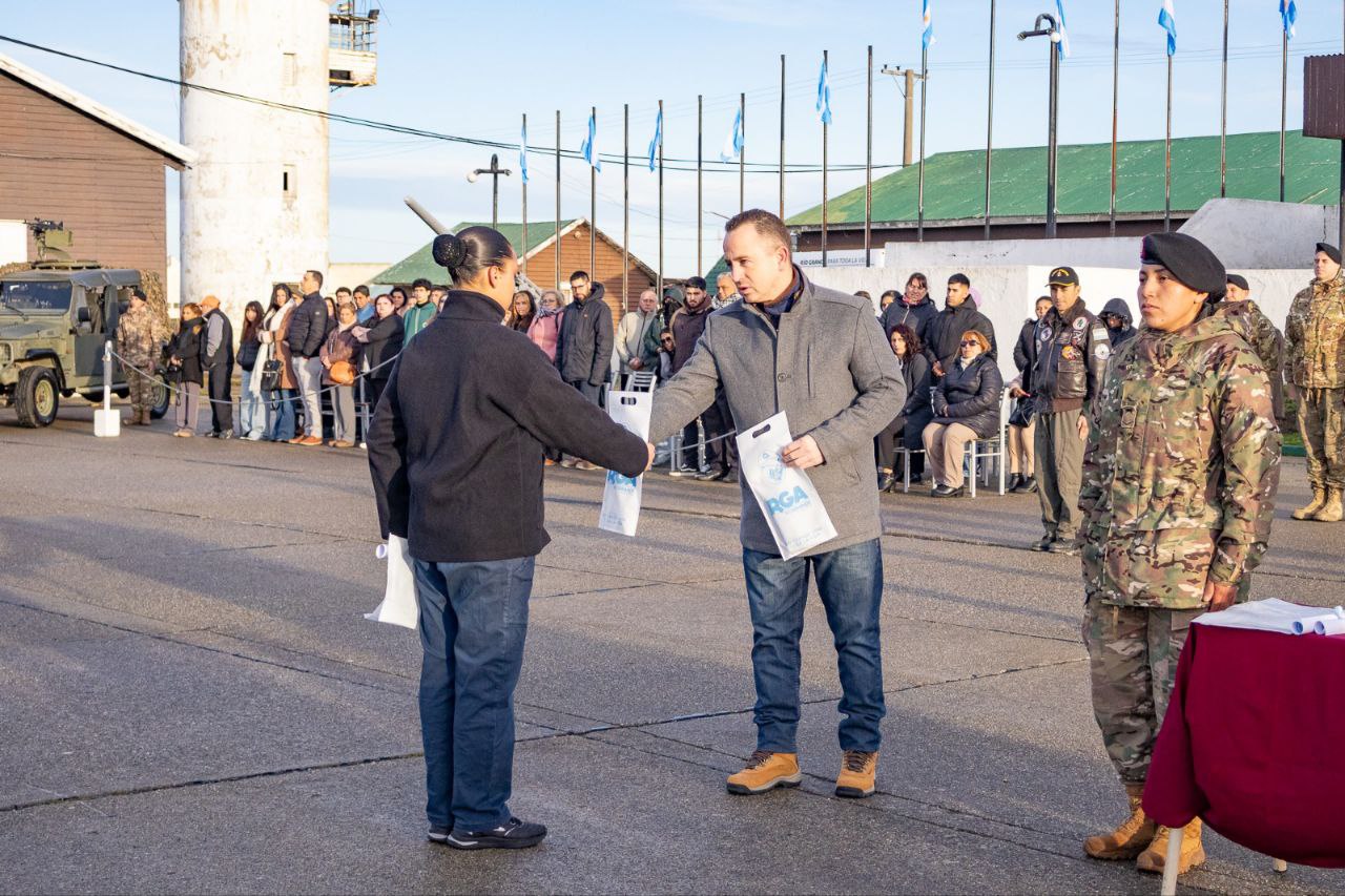 Egresaron 55 marinos de la tropa voluntaria del BIM 5