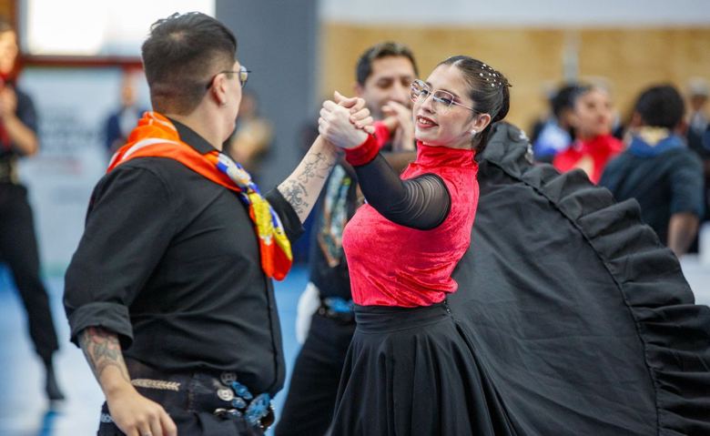 acto 25 mayo danza