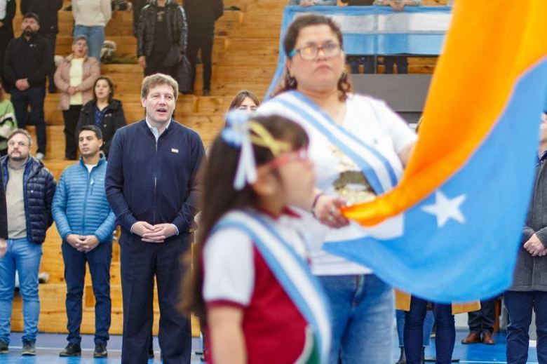 acto 25 mayo