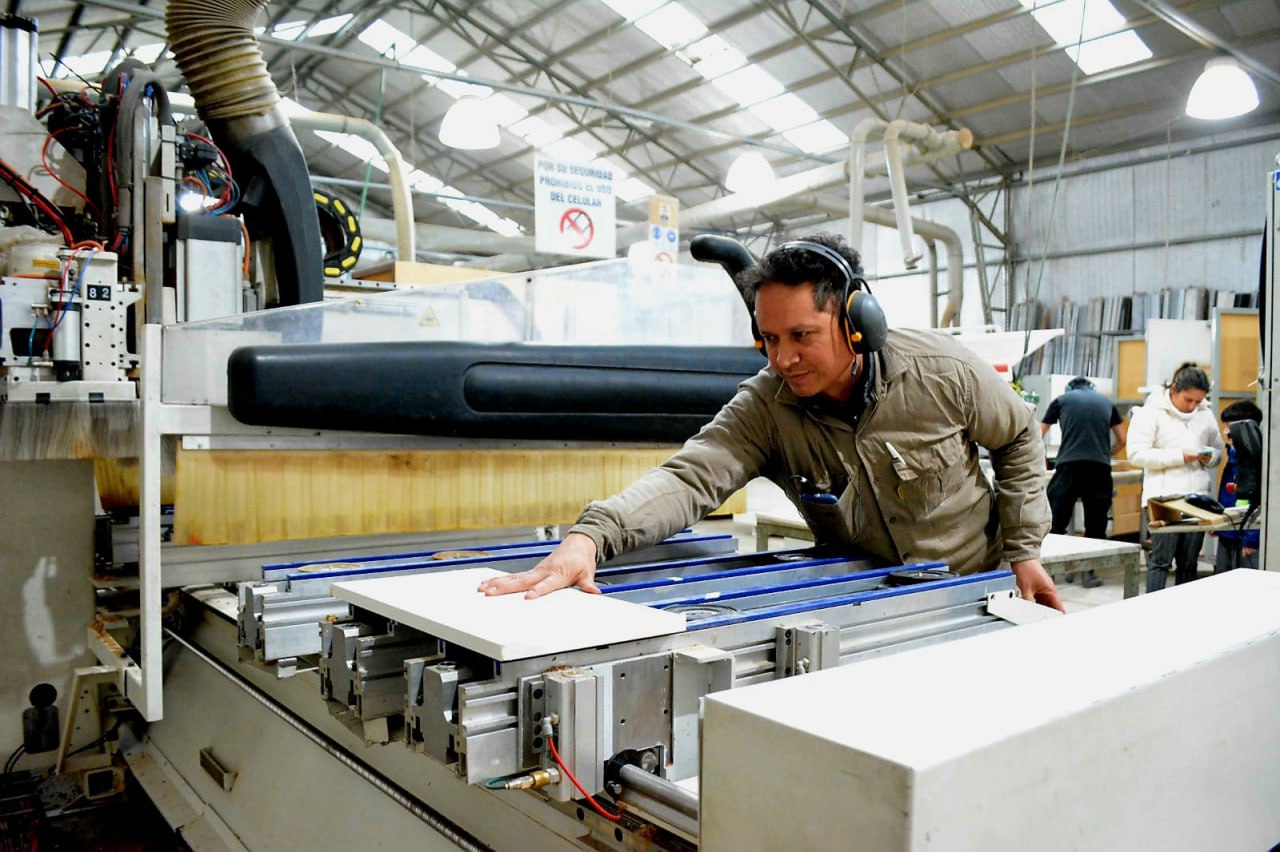 Lanzan asistencia técnica para mejora de procesos en MiPyMEs fueguinas