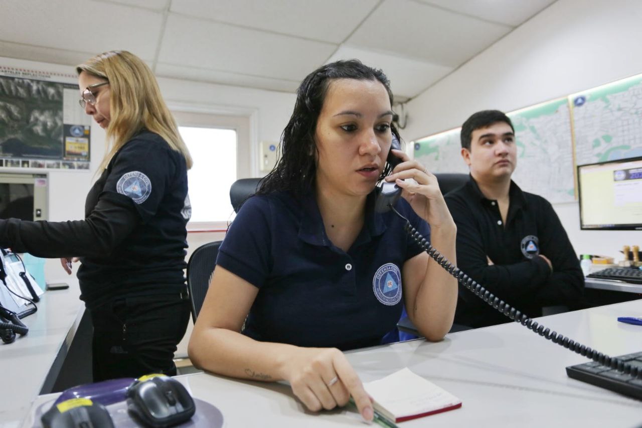 Trabajo conjunto entre Provincia y Municipio ante el sismo en el Pasaje de Drake