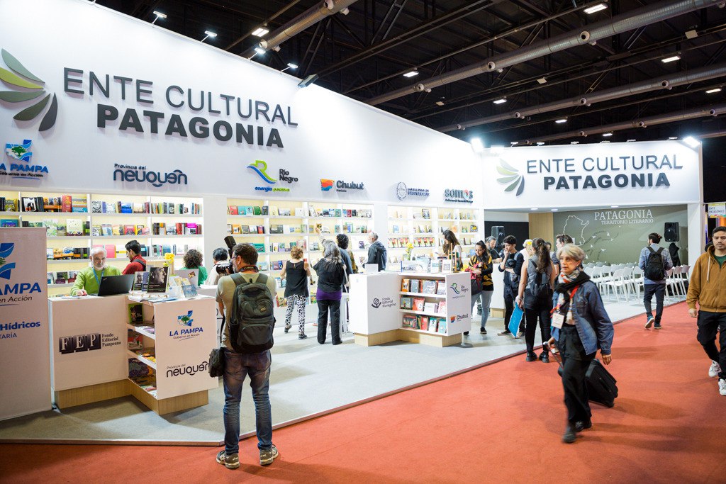 La Editora Cultural TDF en la Feria Internacional del Libro