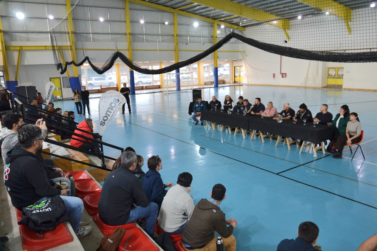 gobierno acompañó el reclamo de sindicatos en defensa de la industria fueguina