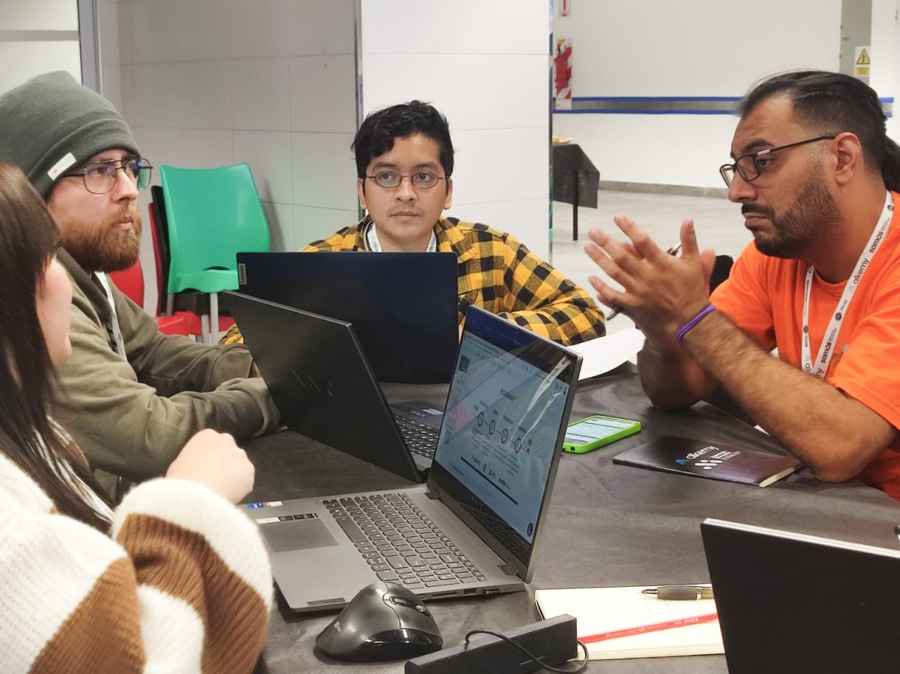 Ushuaia y Río Grande tuvieron sus hackathones de la Agencia de Innovación