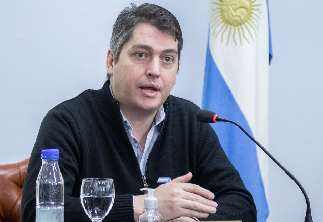 Martín Perez: «Desmantelar el esfuerzo de un pueblo es lo opuesto a construir futuro»