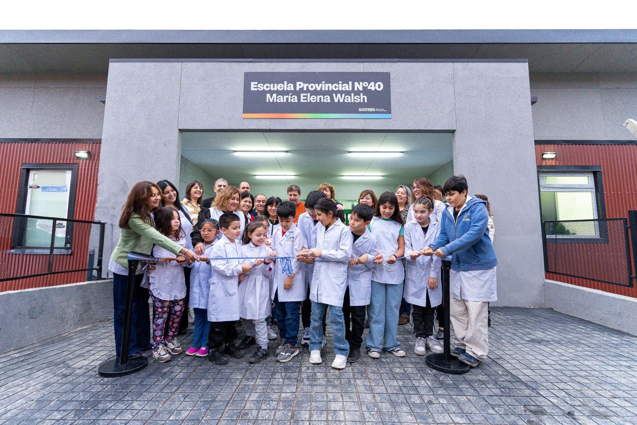 Inauguraron la escuela provincial N°40 «María Elena Walsh»