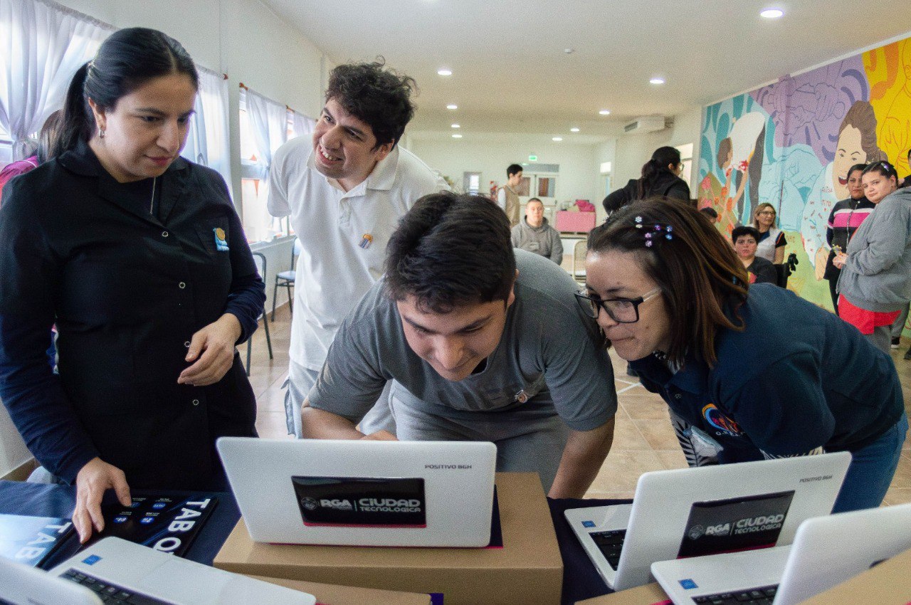 El CEPJAD se incorpora a la red de Nodos de Inclusión Tecnológica