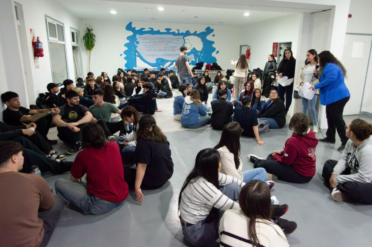 Las Olimpíadas Estudiantiles tuvieron su instancia educativa y la jornada cultural