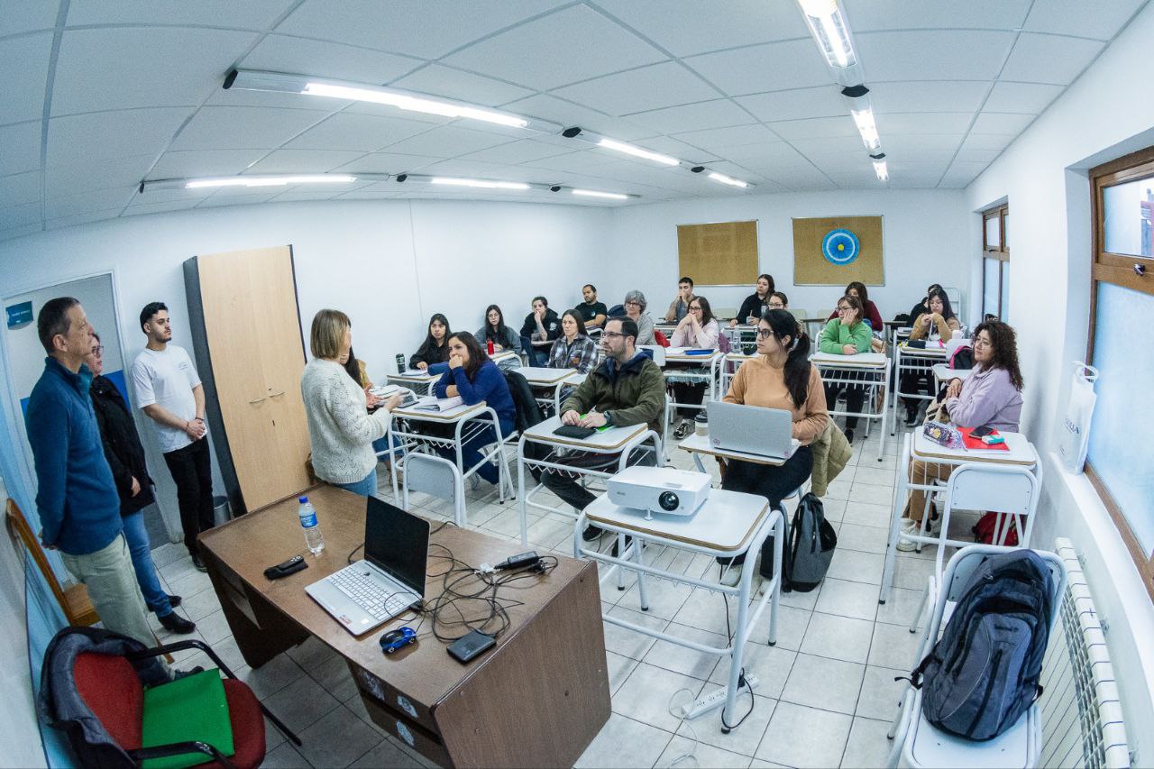 Está en marcha la carrera de Técnico en Logística