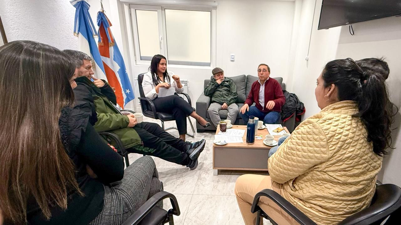 Zamora y Arce se reunieron conreferentes de la Zona Sur