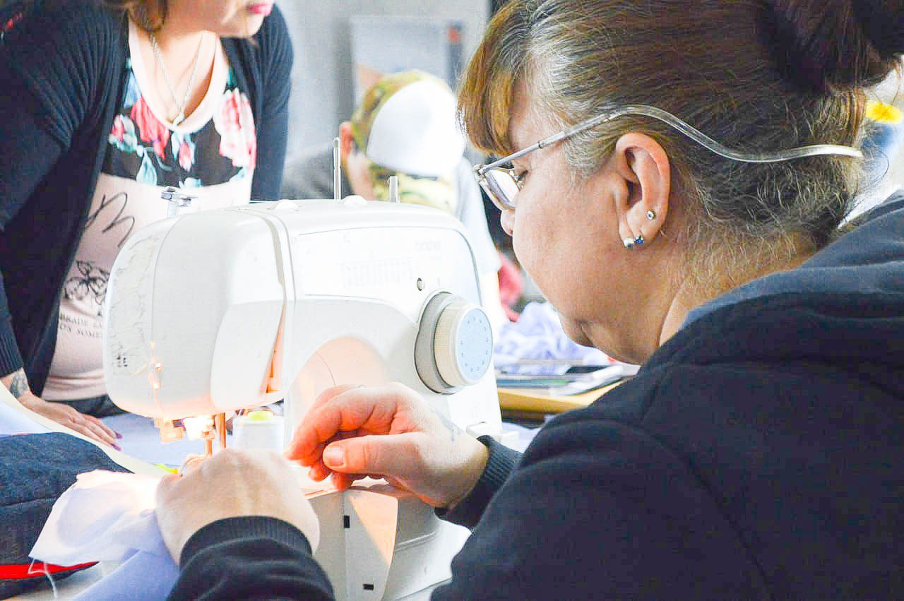 Nuevo seminario de costura en la Margen Sur