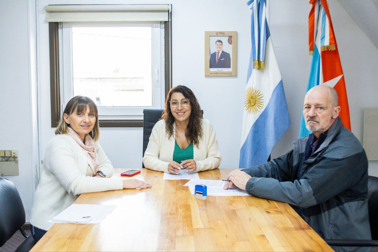 Renueva el compromiso con la formación de estudiantes secundarios técnicos