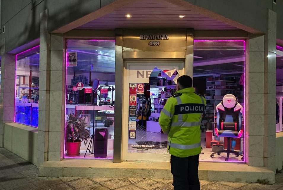 Volvieron a robar en «Nexo»: dos detenidos