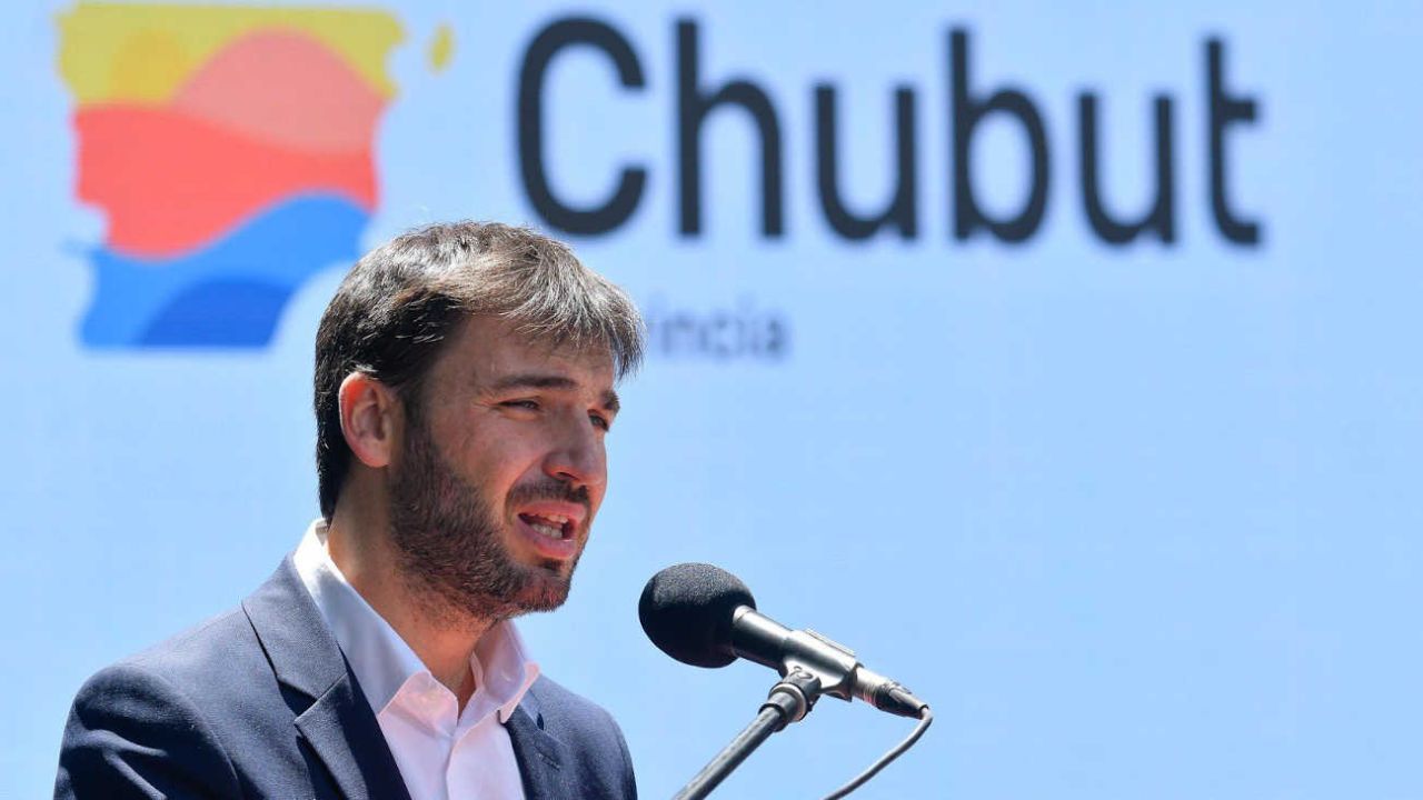 Ignacio Torres tomó una nueva deuda por más de $50 mil millones