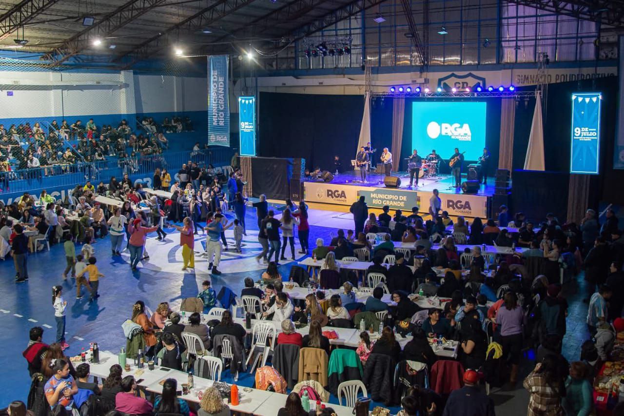 Río Grande celebra su cumpleaños con un gran festejo popular