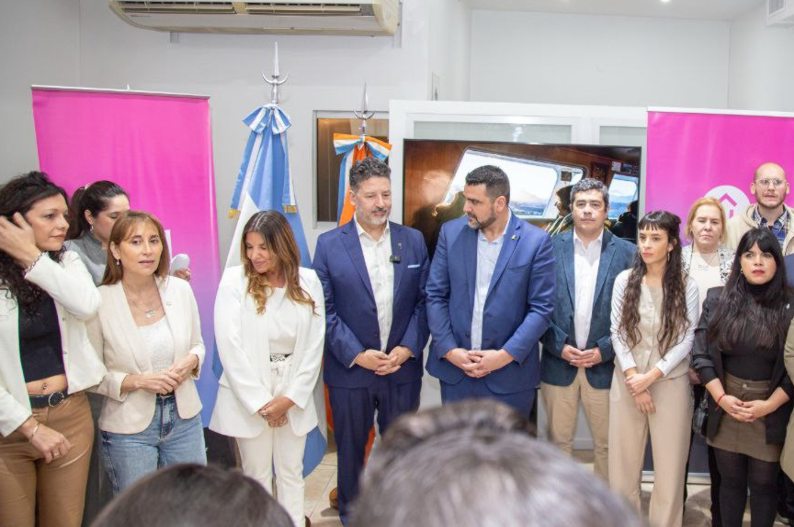 «Casa Ushuaia nace para estar cerca de nuestros jóvenes», destacó la senadora López