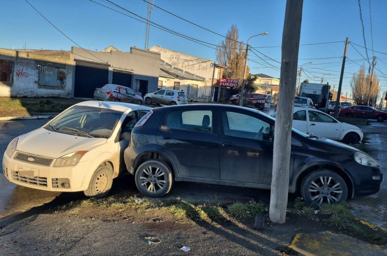 Choque y carambola en el centro: una mujer lesionada